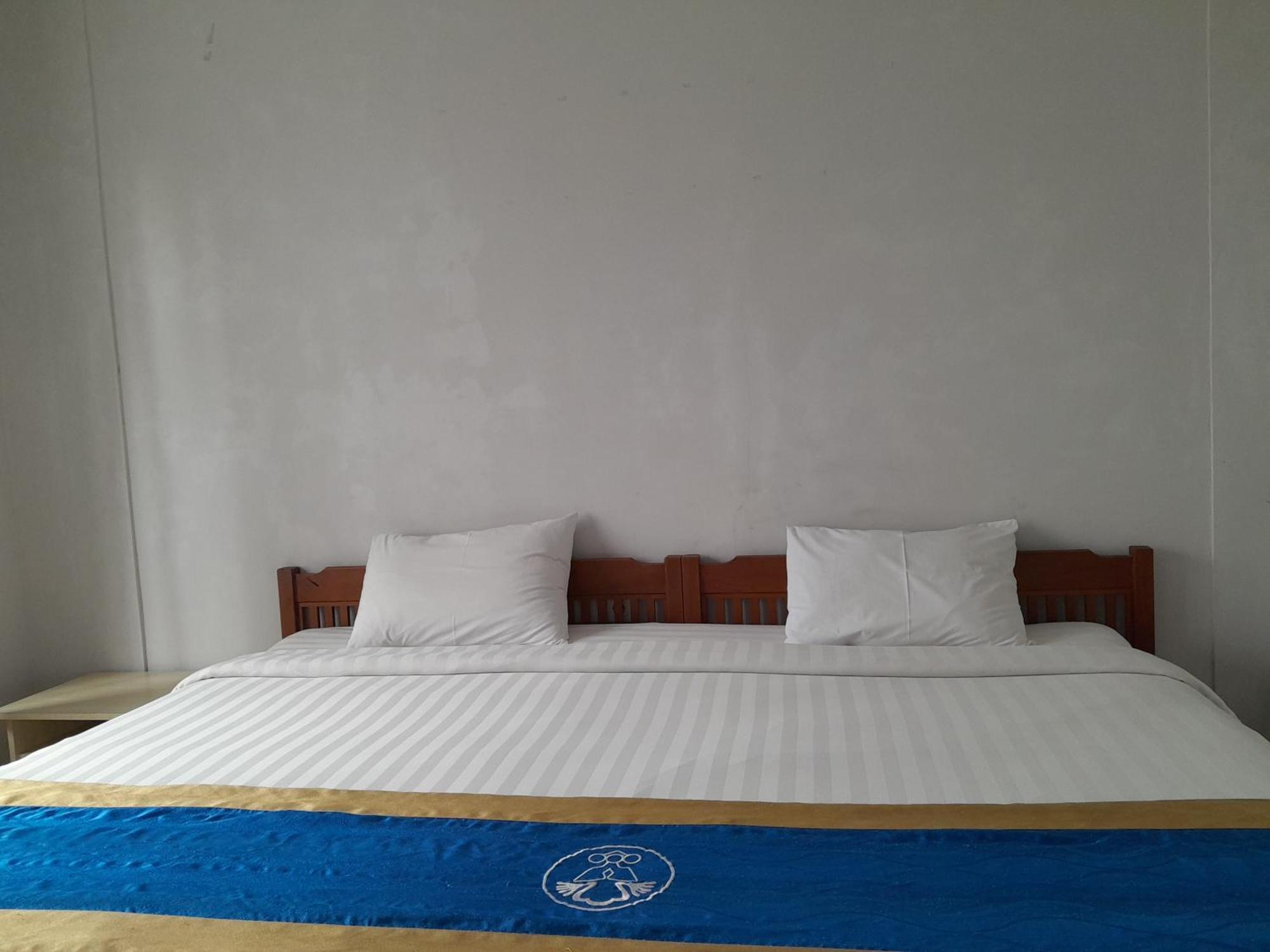 Hotel Dhyana Pura Kapal Екстер'єр фото